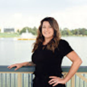 Meet your Posher, Renee